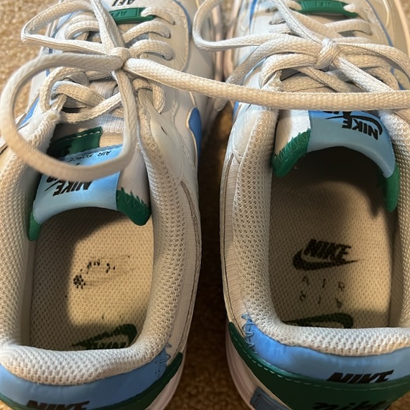 Nike Air Force 1 - gently used size 6.5 women - Picture 4 of 7